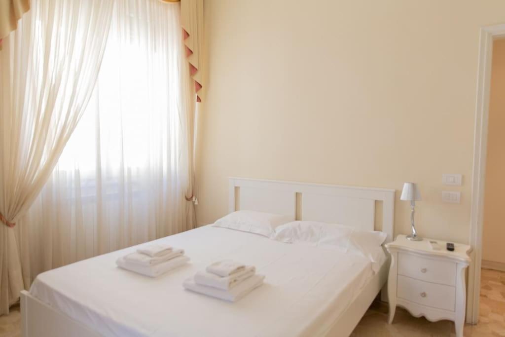 פירנצה Classic 1Br Outside Ztl & 10 Min From Center מראה חיצוני תמונה