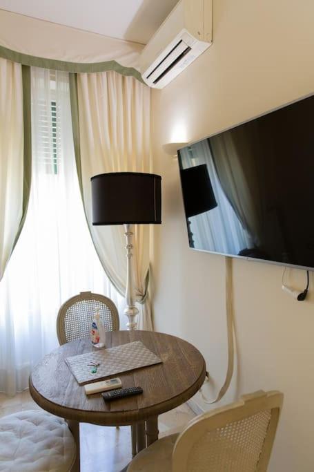 פירנצה Classic 1Br Outside Ztl & 10 Min From Center מראה חיצוני תמונה